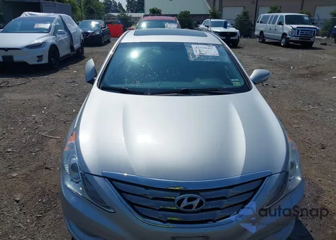 2011 Hyundai Sonata Limited z USA, uszkodzony, nr VIN 5NPEC4AC7BH290272